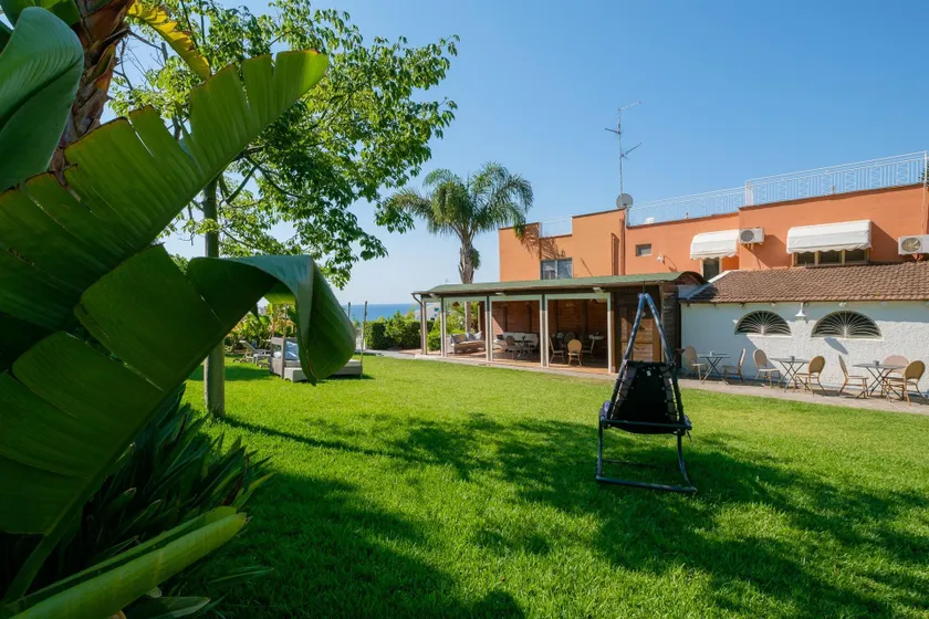 Stella del mare Apartments - Image 1