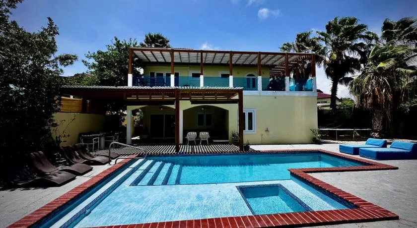 Merlot Villas Aruba private from Palm Beach - Image 1