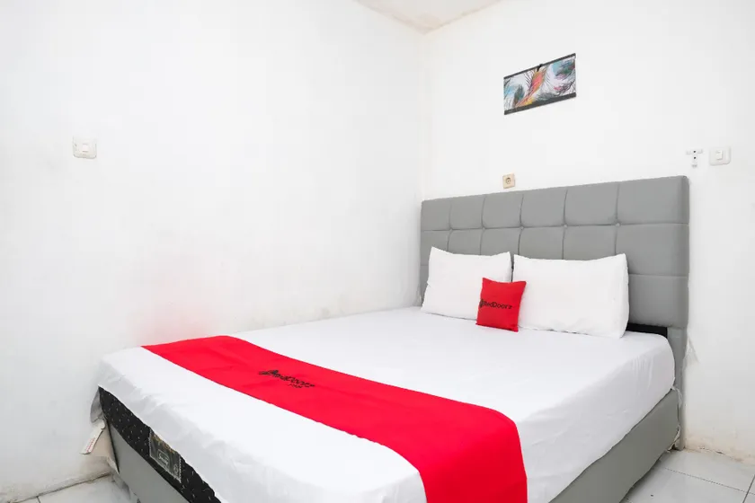 RedDoorz near Lippo Mall Yogyakarta 3 - Image 1