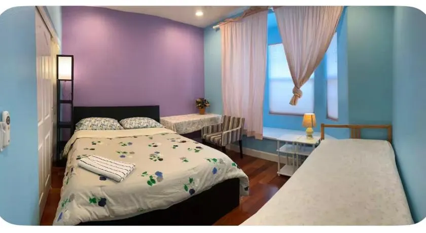 Rooms in a large home beautiful neighborhood - Image 1
