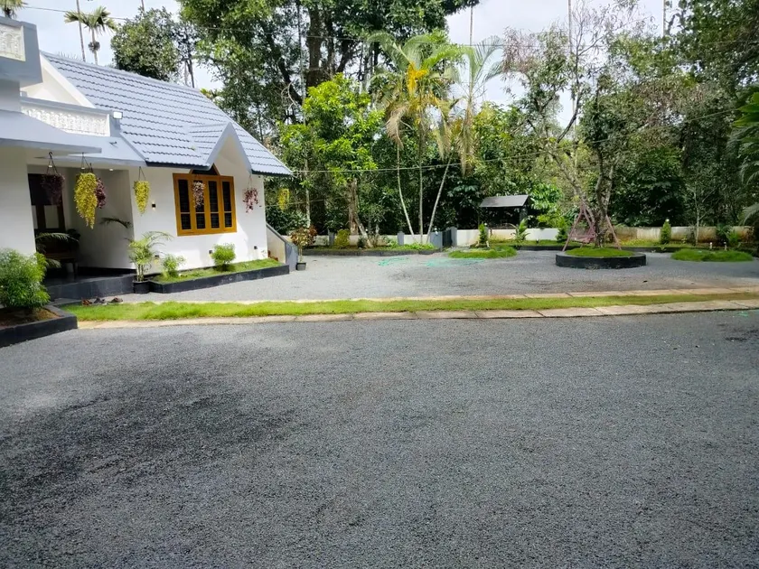 Ossum Bungalow - Image 1