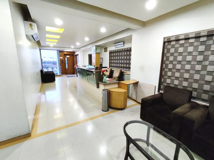 Hotel Alfa Inn - Image 1