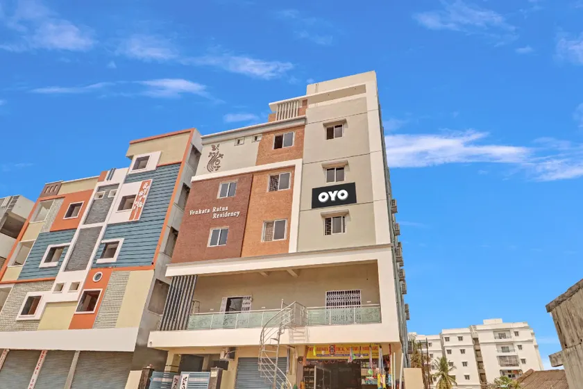 Hotel O SV Grand - Image 1