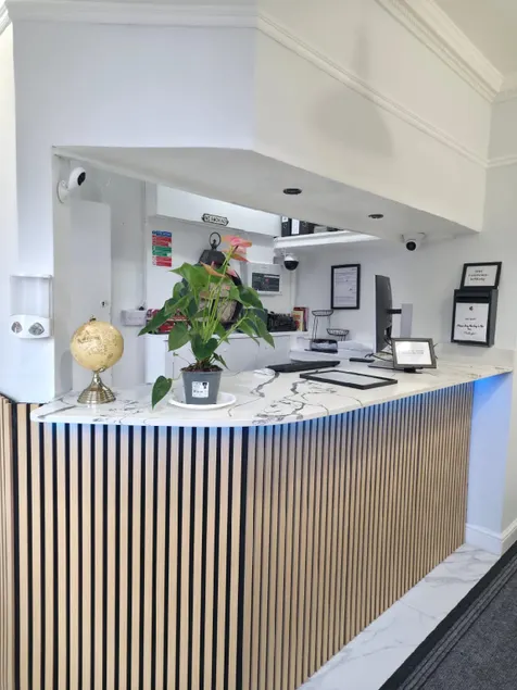 Golders Park Hotel - Image 1