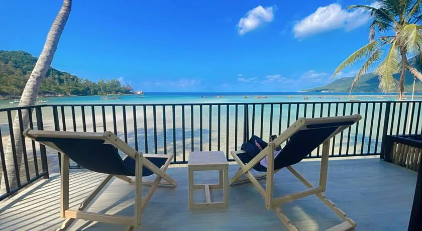 Honey moon Beach front in Chaloklum - Image 1