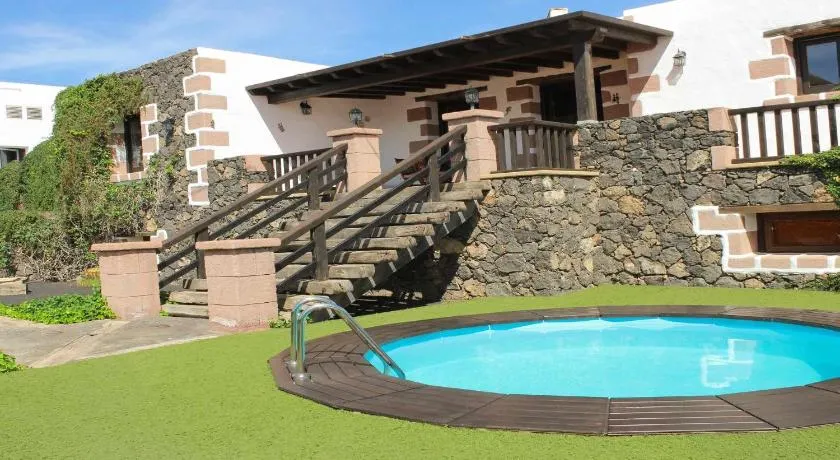 Casa Daniela en la Asomada - Image 1
