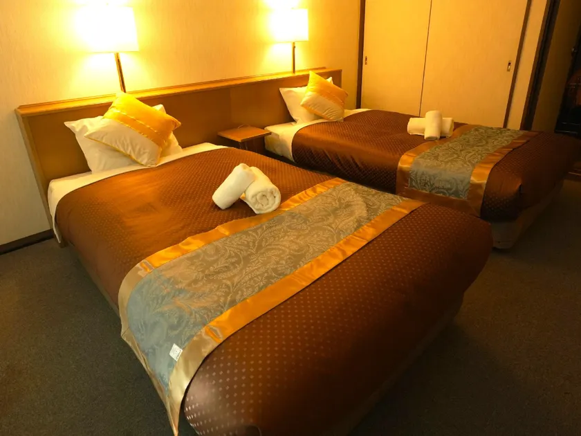 ロイヤルシティホテル Royalcity Hotel - Image 1