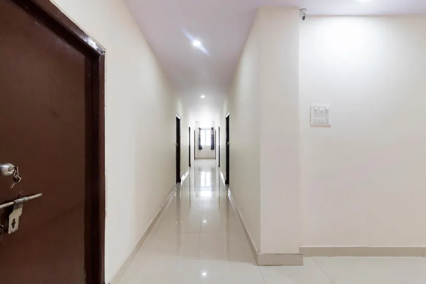 Hotel O Shannu Residency - Image 1