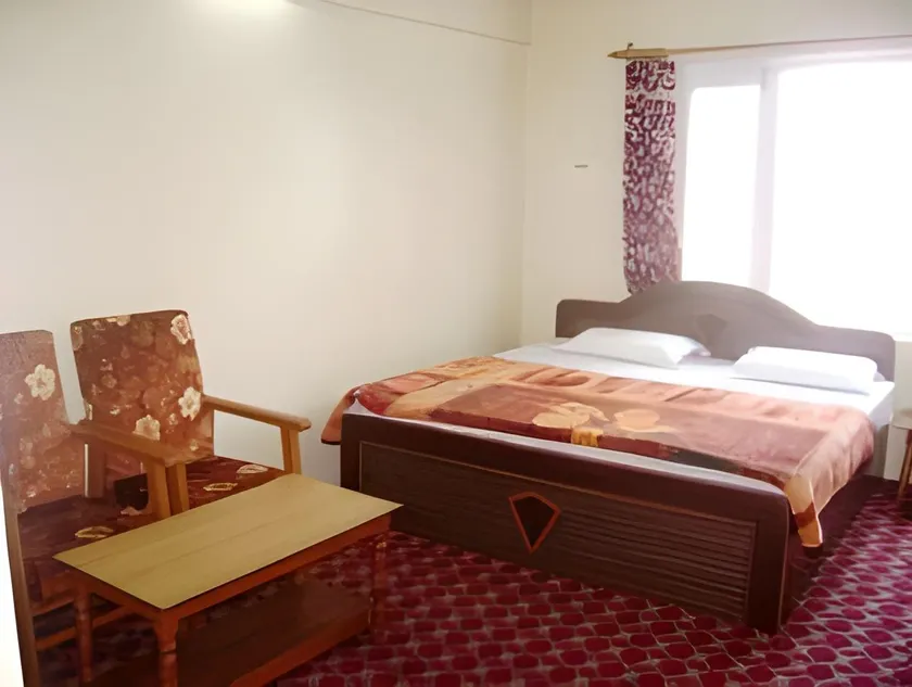 Hotel Ab-i-Hayat - Image 1