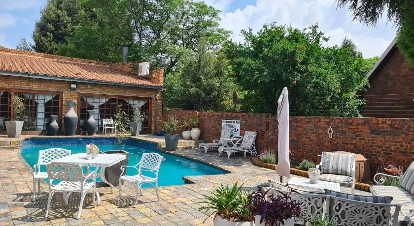 Royal Villa Guesthouse - Image 1