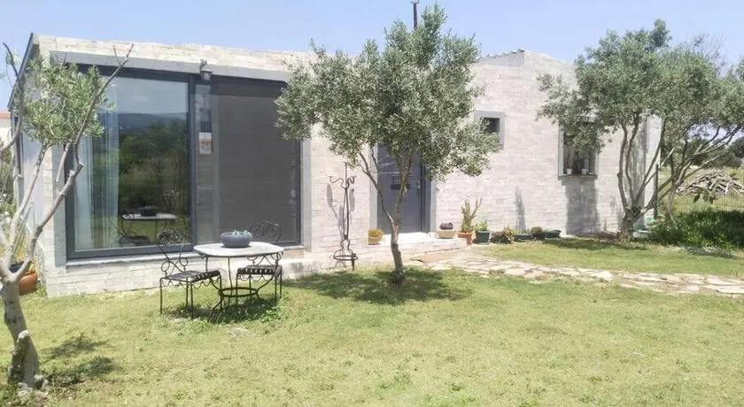 Cottage - Image 1