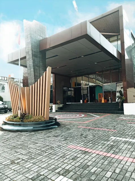 Hotel Bogor Indah Nirwana - Image 1