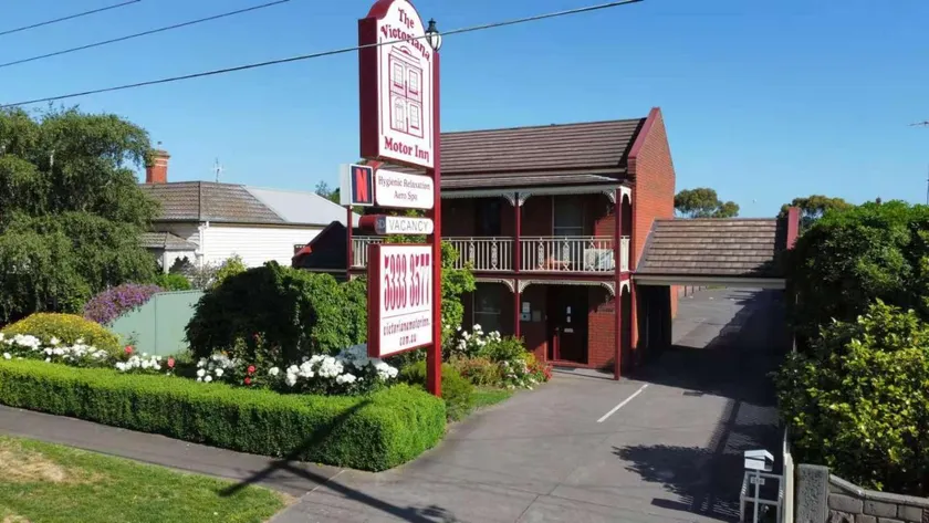 Victoriana Motor Inn - Image 1