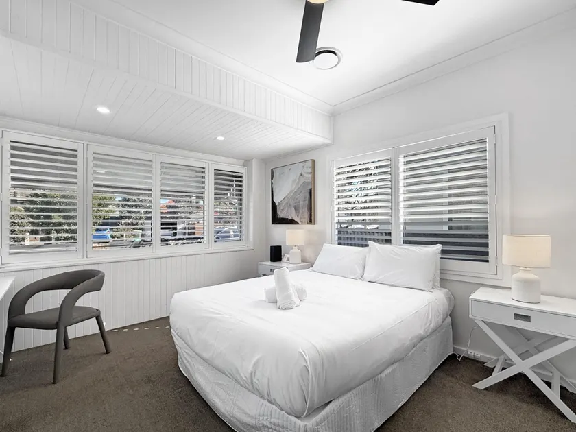 Spacious 3-bedroom Home With Private Pool & BBQ - Image 1