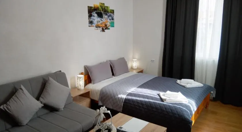 Holiday guest house KEMO - Image 1
