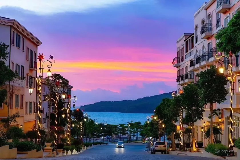 Phuc Lam Hotel Grand World Phu Quoc - Image 1