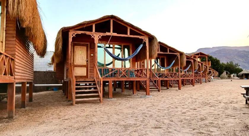 Love beach camp - Image 1