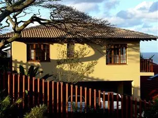 Umbrella Tree Bed and Breakfast - Image 1
