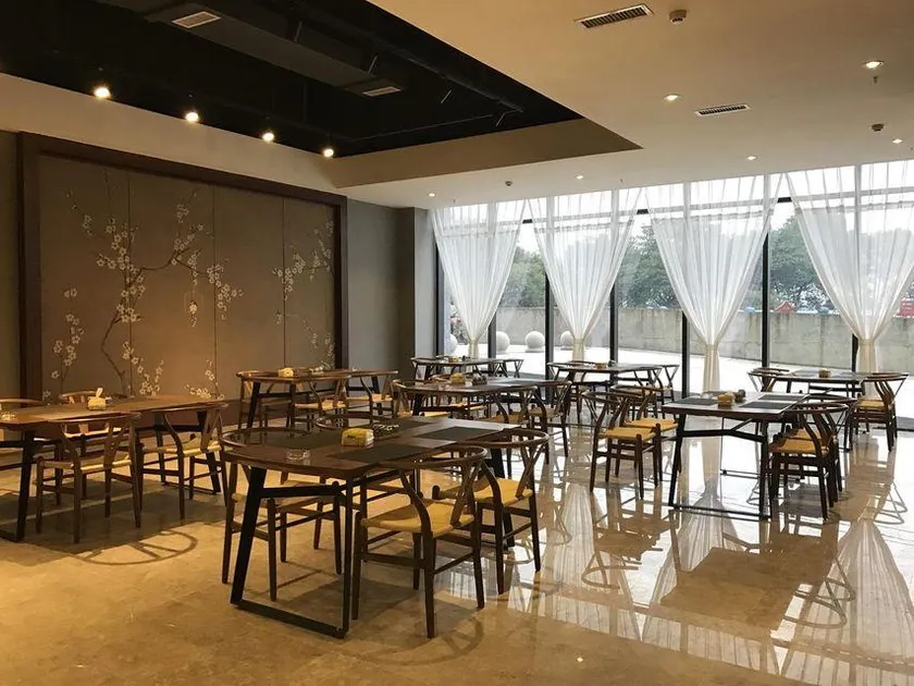 Nanyuan Hotel - Image 1