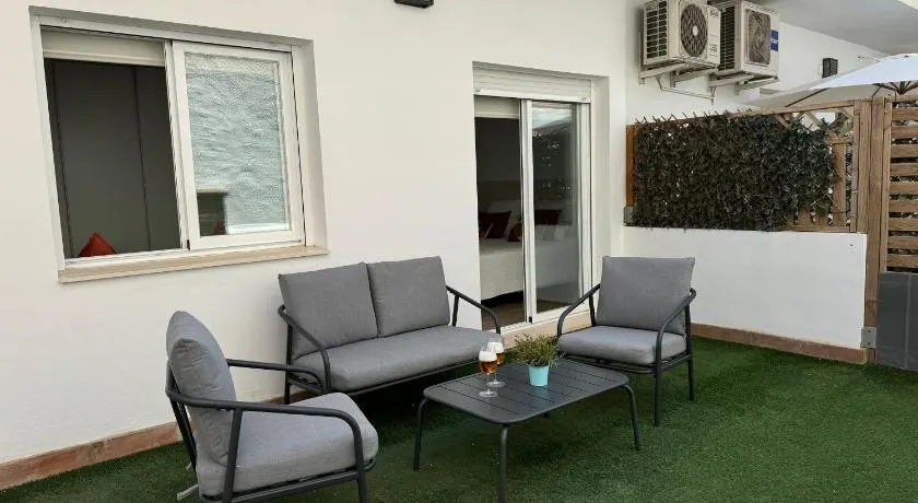 Casa con Terraza cerca de la Playa 6 personas - Image 1