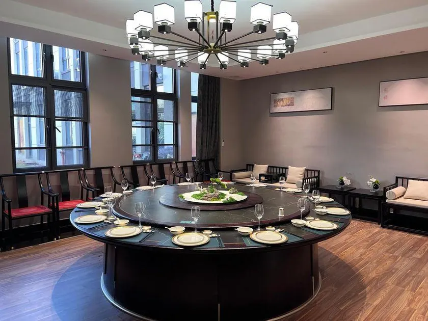 Hengli Hotel - Image 1