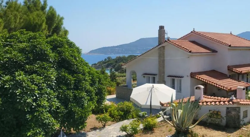 Alexia's resorts - Image 1