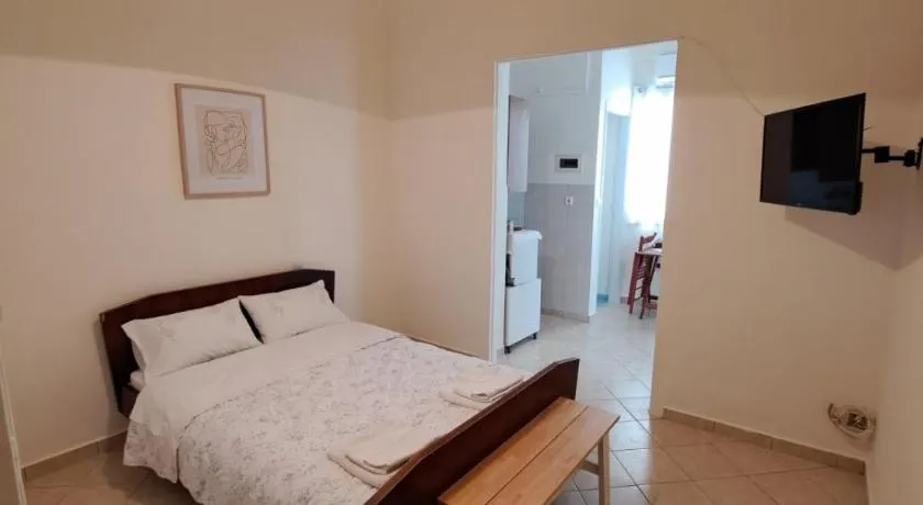 Persefoni's Room - Image 1