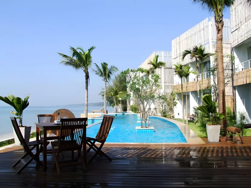 Bari Lamai Resort - Image 1