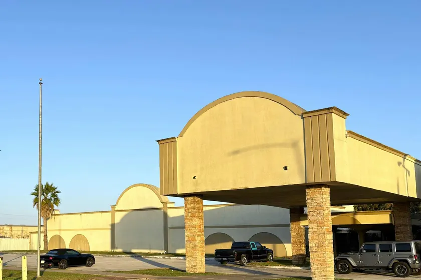 Eco Inn Suites by Hotel O Baytown - Image 1