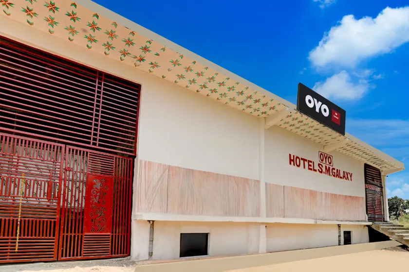 Hotel O SM GALAXY - Image 1