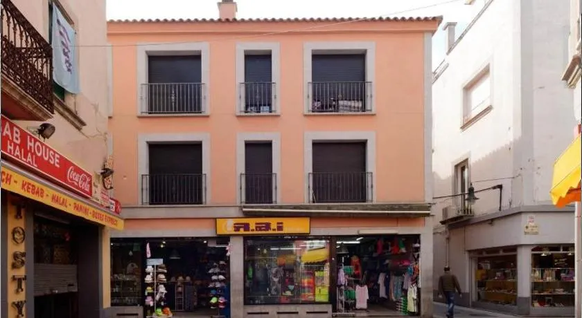 Apartaments Yaco - Image 1