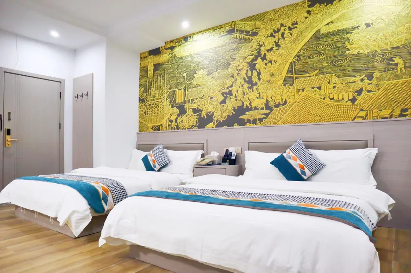 Guiyang Quanhu Theme Hotel - Image 1