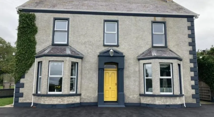 Ballyginniff Farm House - Image 1
