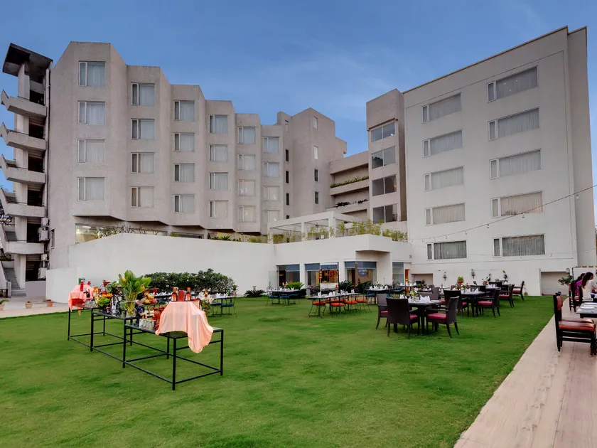 Amarpreet, Chhatrapati Sambhajinagar - AM Hotel Kollection - Image 1