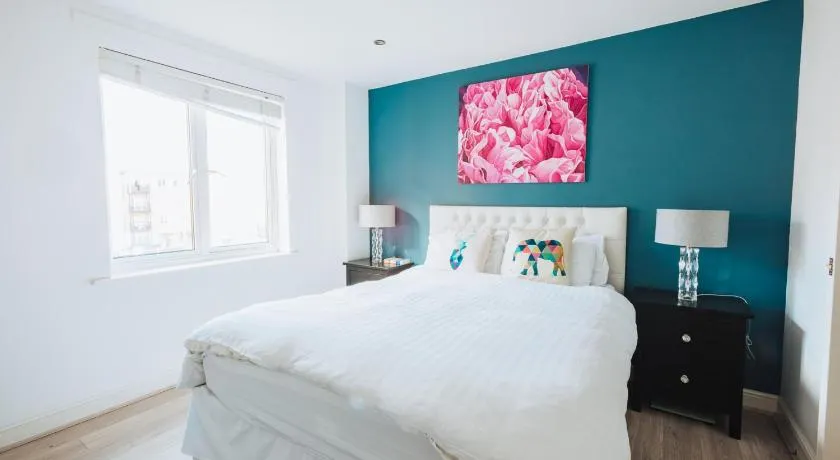 Beautiful Central Family Apartment for 6 - Image 1