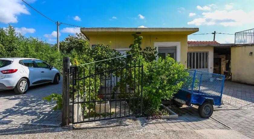 House Petar - Image 1