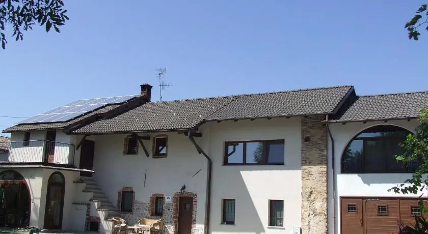 La Meridiana, monolocale in cascina ristrutturata - Image 1