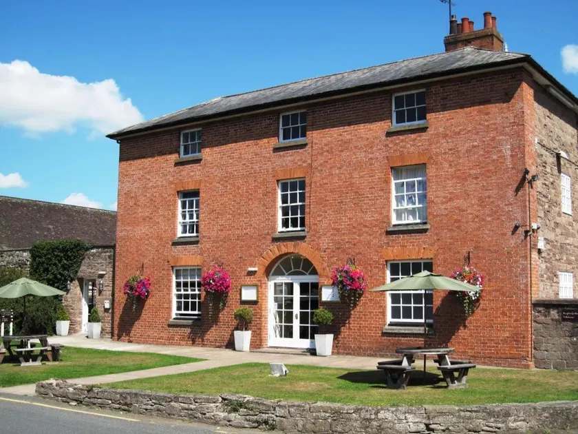 The Clive Arms - Image 1