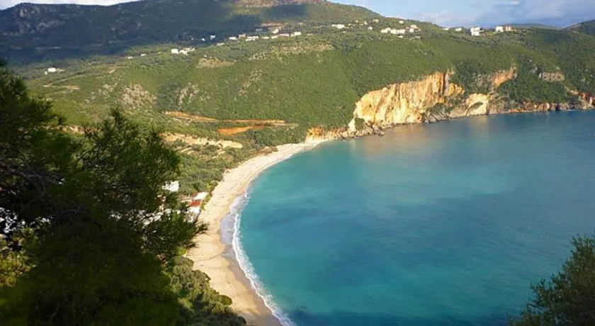 LICHNOS Babis Taverna & Rooms - Image 1