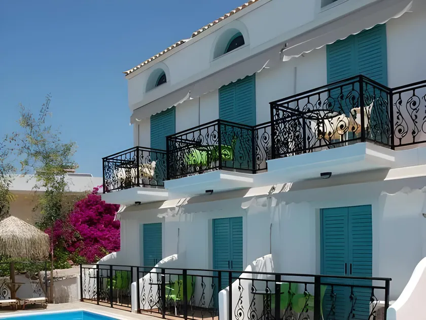 Hotel Alexandra - Image 1