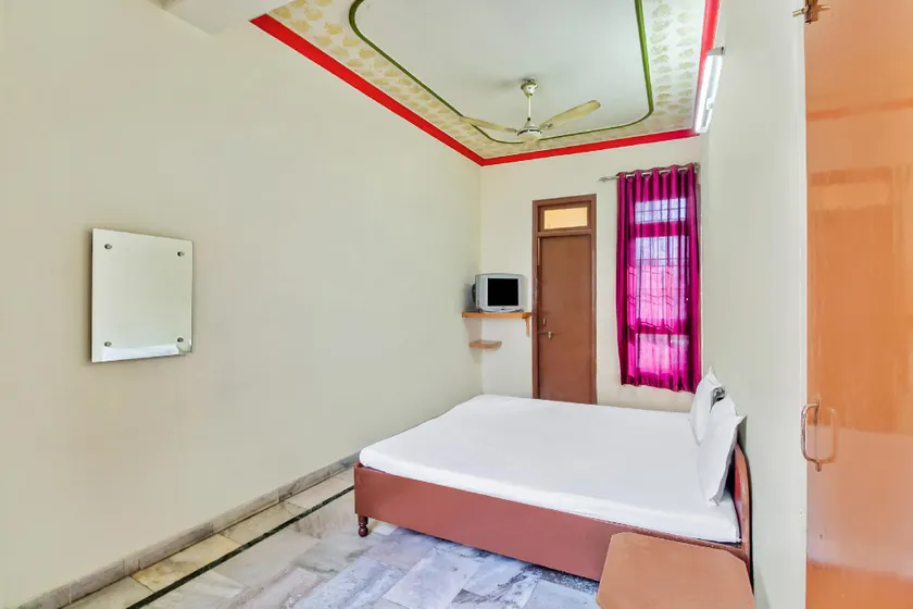 SPOT ON Hotel Sitaram Palace - Image 1