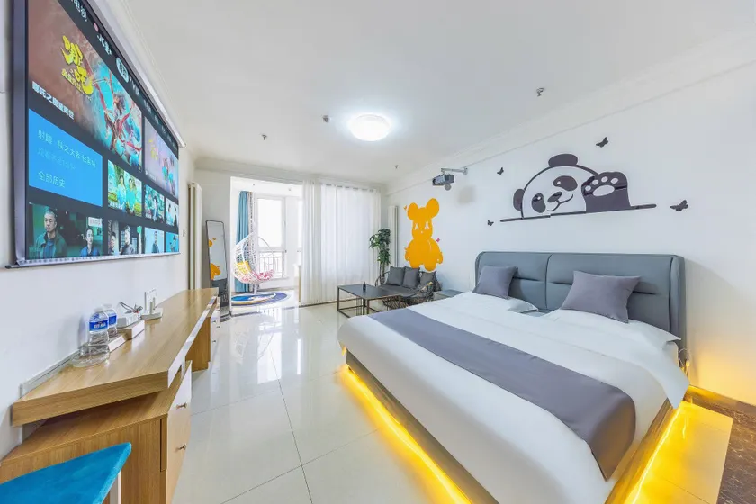 Panda Luxury Hotel (Lanzhou New Area University Town Branch) - Image 1