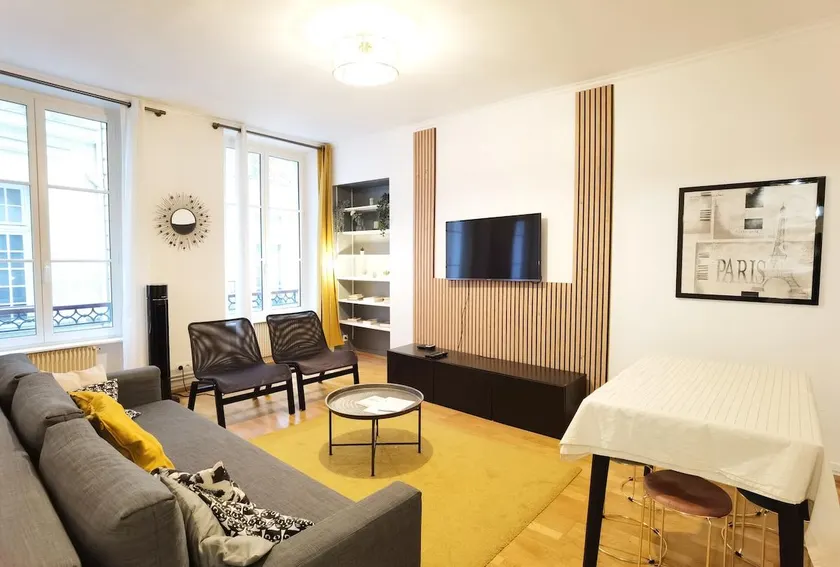 Calm apt 60m2 near Notre-Dame and Seine 2bdrs N4-4b - Image 1