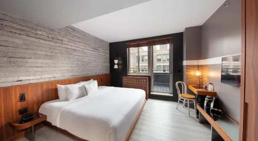 Hotel Henri NY - Image 1