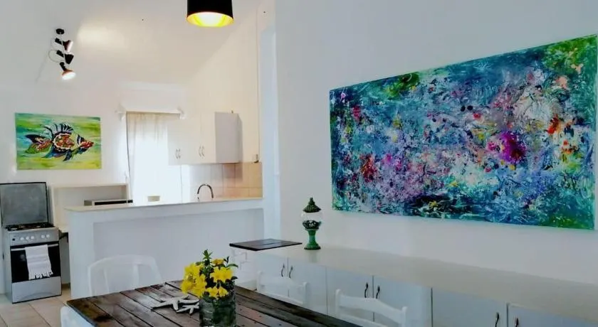 La Oursha Apartment - Image 1