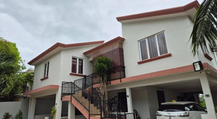 Riverside Appartment - Image 1