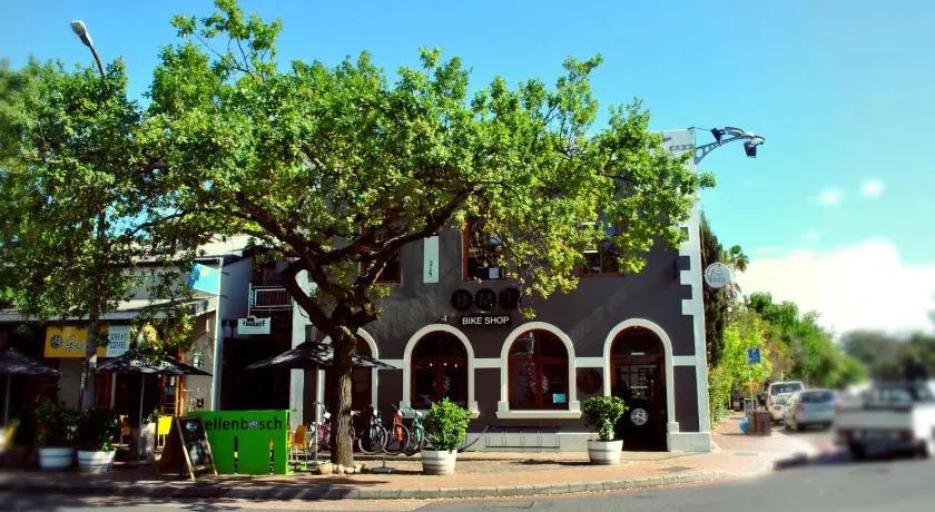 BlackHorse Accommodation - Image 1