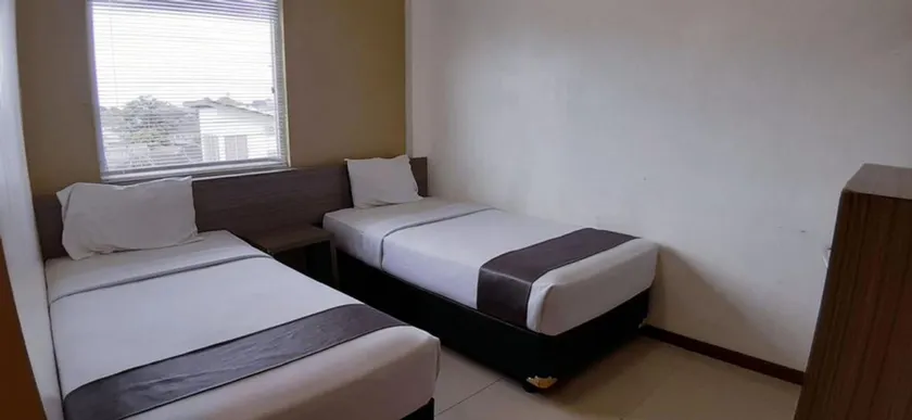 Hotel Zamrud Malioboro - Image 1