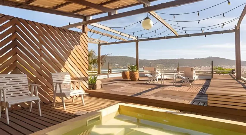 Loft Praia dos Anjos - Image 1