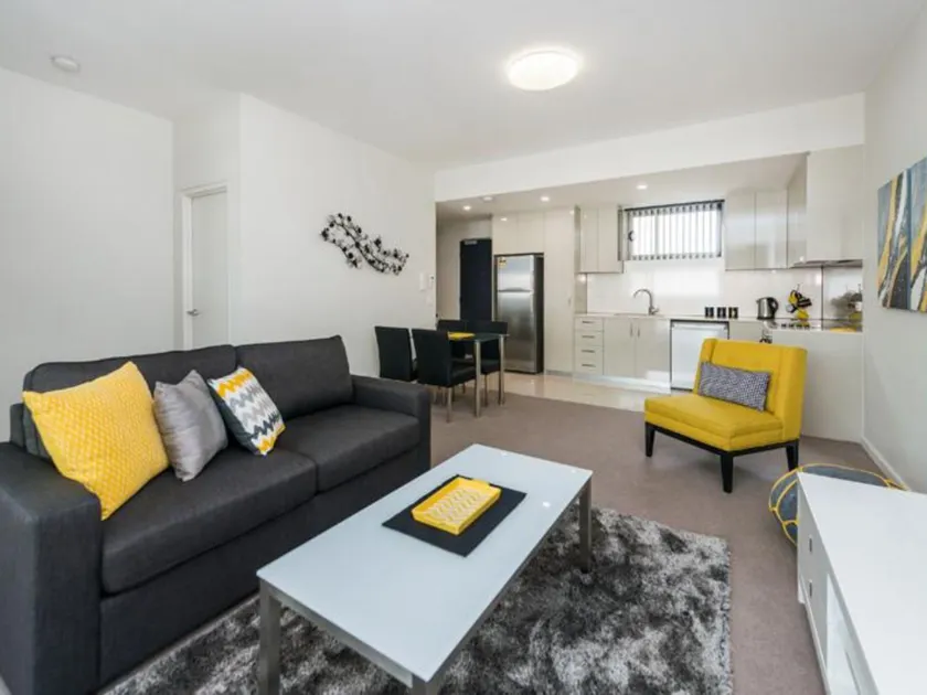 Campbell St - Image 1
